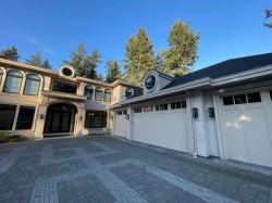 16285 28 Avenue  Surrey, BC V3Z 0E4