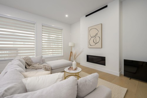 19655 74a Avenue  Langley, BC V2Y 3R8