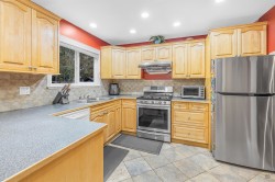 13277 64a Avenue  Surrey, BC V3W 7H9