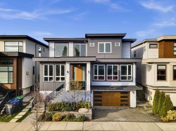 16775 18b Avenue  Surrey, BC V3Z 1A2