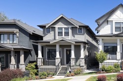 16475 21a Avenue  Surrey, BC V3Z 0V5