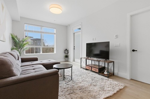 305-20061 Fraser Highway  Langley, BC V3A 0R4