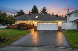 9424 154a Street  Surrey, BC V3R 9C8