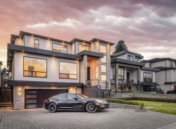 1267 160a Street  Surrey, BC V4A 7T7