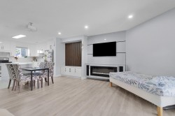 77-6657 138 Street  Surrey, BC V3W 5G7