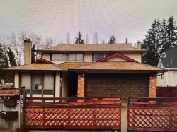 9127 149 Street  Surrey, BC V3R 3Z5