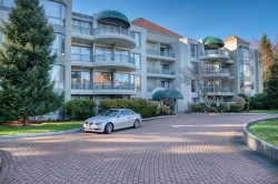 202-1745 Martin Drive  Surrey, BC V4A 9T5