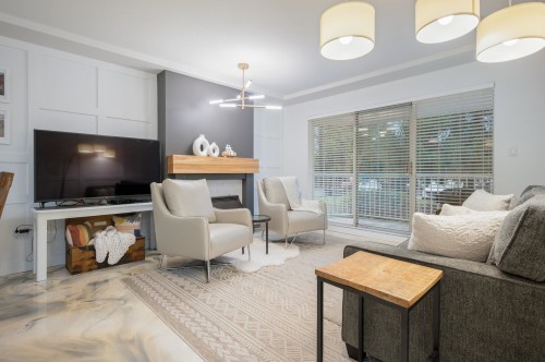 107-33375 Mayfair Avenue  Abbotsford, BC V2S 1P4