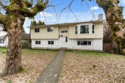 33943 Pine Street  Abbotsford, BC V2S 2P4