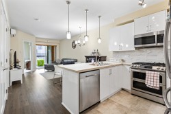 206-8538 203a Street Langley, BC V2Y 3P9