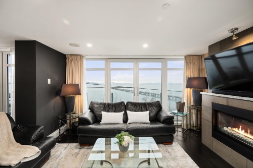 201-15097 Marine Drive  White Rock, BC V4B 1C5