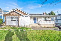 1154 Finlay Street  Surrey, BC V4B 4K8