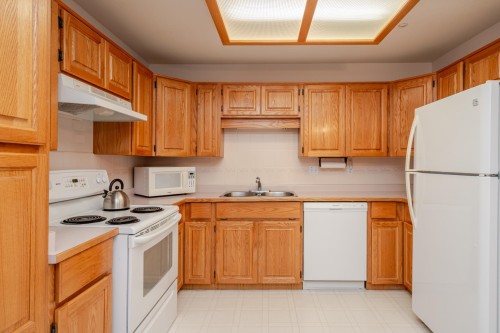 237-2451 Gladwin Rd Road, Abbotsford, BC 