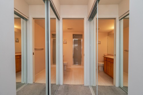 237-2451 Gladwin Rd Road, Abbotsford, BC 