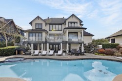 20055 2 Avenue  Langley, BC V2Z 0A3