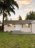 14032 Grosvenor Road  Surrey, BC V3R 5G5