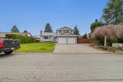 18166 54 Avenue  Surrey, BC V3S 7Z1