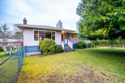 13789 Bentley Road  Surrey, BC V3R 5C5