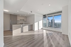 1804-10333 133 Street  Surrey, BC V3T 0V1