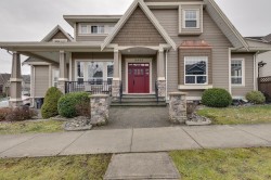 18938 54a Avenue  Surrey, BC V3S 6R4