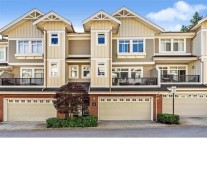 11-2925 King George Boulevard Surrey, BC V4P 1B8