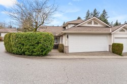 13-15099 28th Avenue  Surrey, BC V4P 1P3