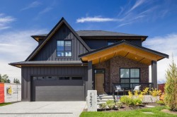 19667 76b Avenue Langley, BC V2Y 3T4