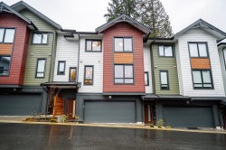 14-10527 155 Street  Surrey, BC V3R 0S1