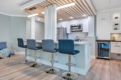 402-1480 Foster Street White Rock, BC V4B 3X7