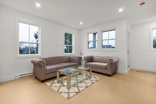 9-2360 Crescent Way, Abbotsford, BC 