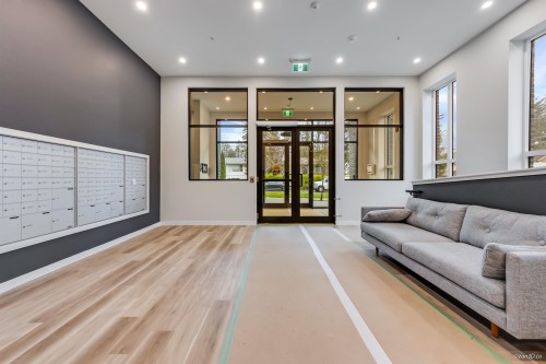 204-14778 106 Avenue, Surrey, BC 