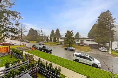 204-14778 106 Avenue, Surrey, BC 