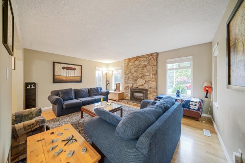 6632 Baker Road, Delta, BC 