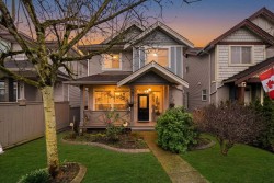 14858 56a Avenue  Surrey, BC V3S 8X1