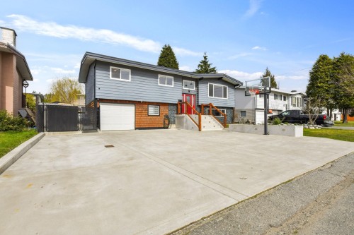 31921 Starling Avenue  Mission, BC V2V 4T8