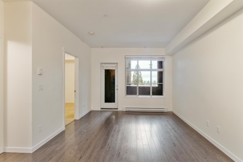 317-2855 156 Street  Surrey, BC V3Z 3Y3