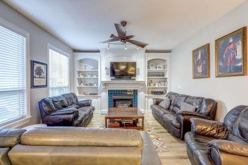 15376 Sequoia Drive, Surrey, BC 