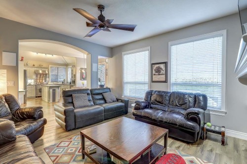15376 Sequoia Drive, Surrey, BC 