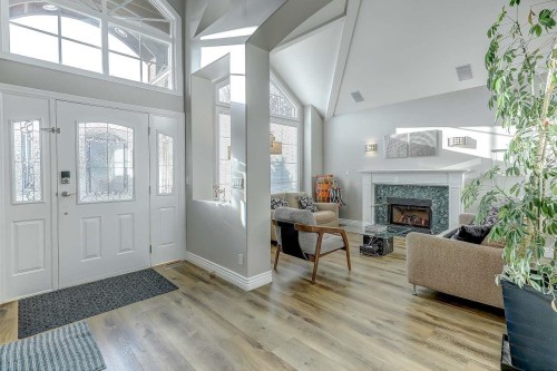 15376 Sequoia Drive, Surrey, BC 