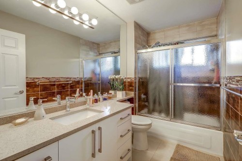 15376 Sequoia Drive, Surrey, BC 
