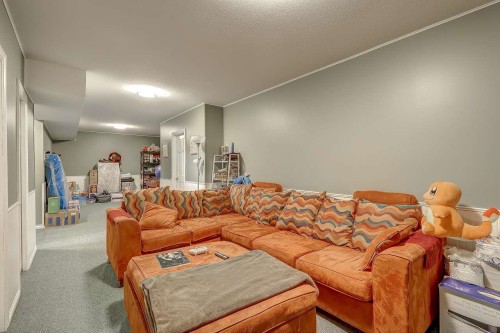 15376 Sequoia Drive, Surrey, BC 