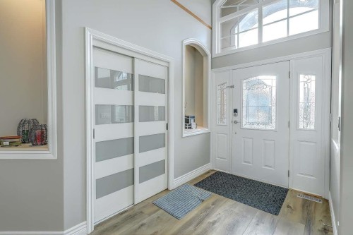 15376 Sequoia Drive, Surrey, BC 