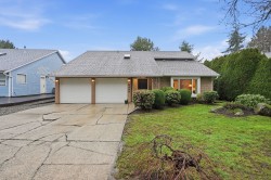 6498 131a Street Surrey, BC V3W 7P4