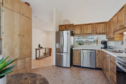 1107 Elm Street, White Rock, BC 