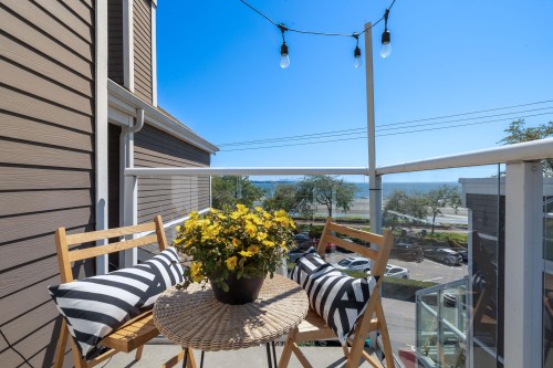 1107 Elm Street, White Rock, BC 