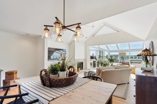 1107 Elm Street, White Rock, BC 