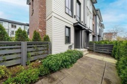 8-15828 27 Avenue White Rock, BC V3Z 0X4