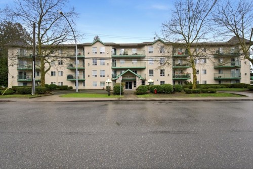 107-2435 Center Street  Abbotsford, BC V2T 2N4