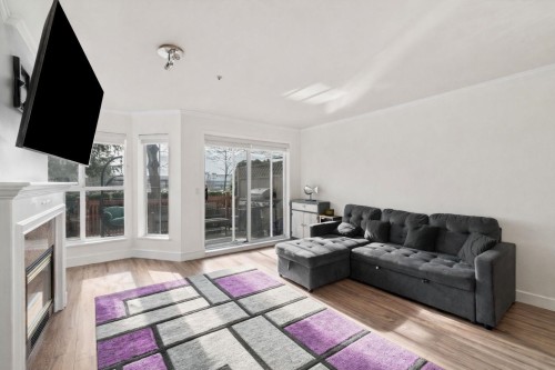 114-7435 121a Street  Surrey, BC V3W 0W8