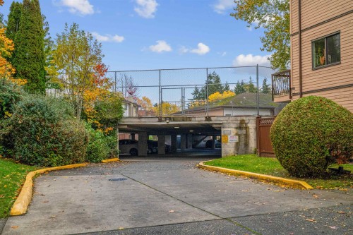 102-7150 133 Street, Surrey, BC 